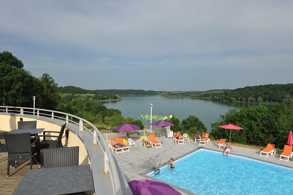 Camping De La Liez Hotel Peigney Ngoại thất bức ảnh