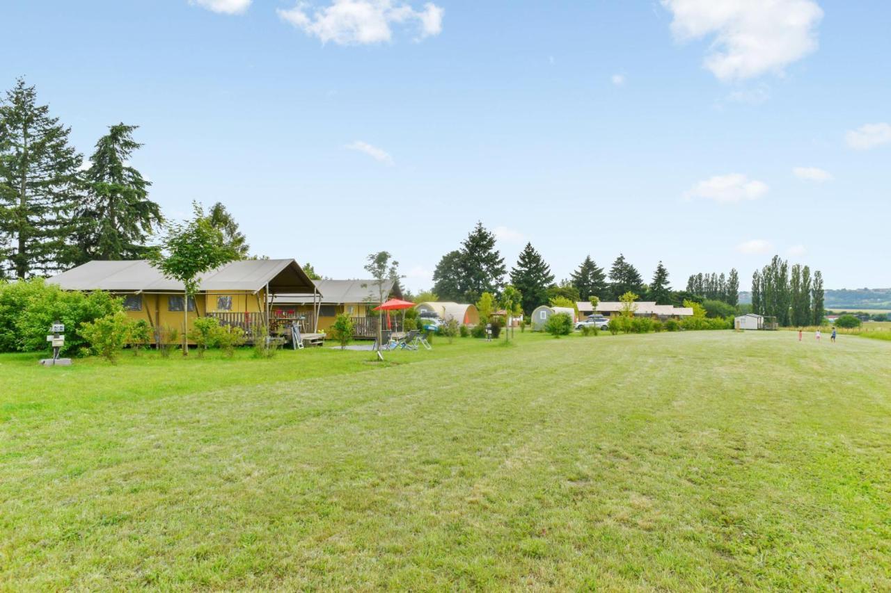 Camping De La Liez Hotel Peigney Ngoại thất bức ảnh