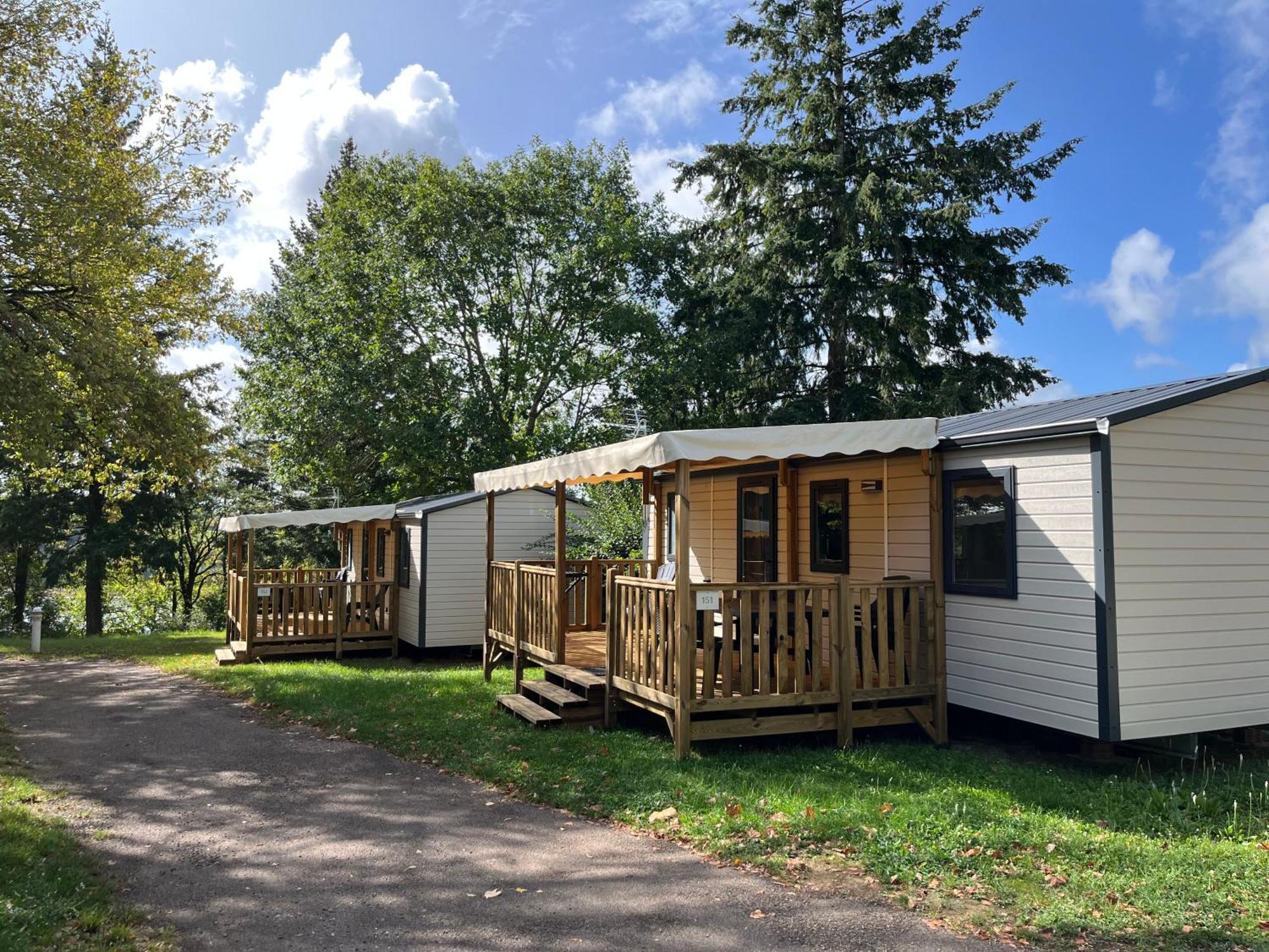 Camping De La Liez Hotel Peigney Ngoại thất bức ảnh