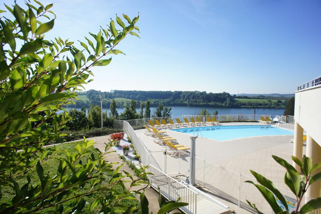 Camping De La Liez Hotel Peigney Ngoại thất bức ảnh
