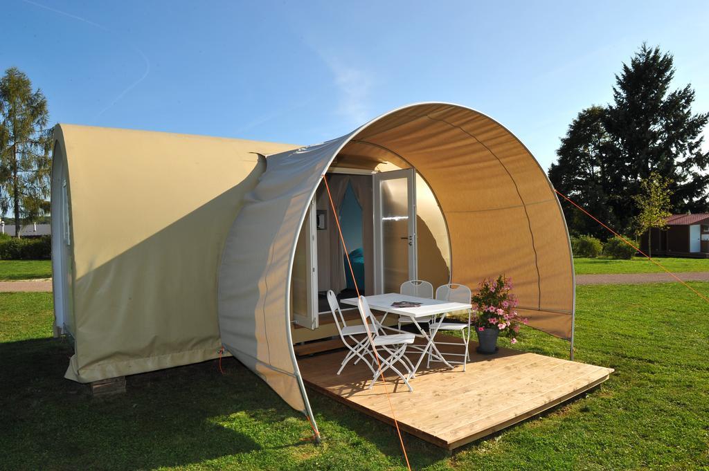 Camping De La Liez Hotel Peigney Ngoại thất bức ảnh